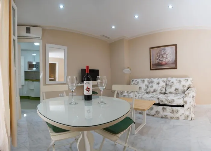 Caminito Del Falla B Ha Apartment *